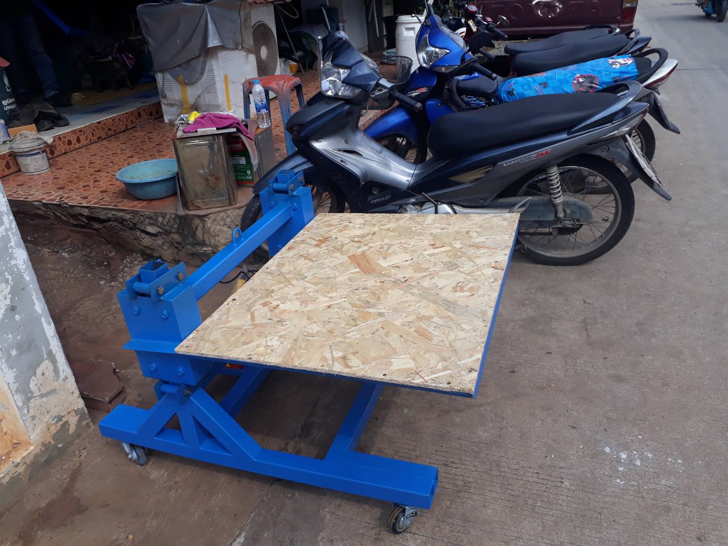 6 - https://ลิฟท์ยกแอร์เนื้อทองแอร์.com | จำหน่ายลิฟท์ยกแอร์หลากหลายรูปแบบ ทั้งลิฟท์ทูอินวัน ลิฟท์ยกคอยร้อน และลิฟท์ยกคอยเย็น พร้อมบริการจัดส่งทั่วประเทศ