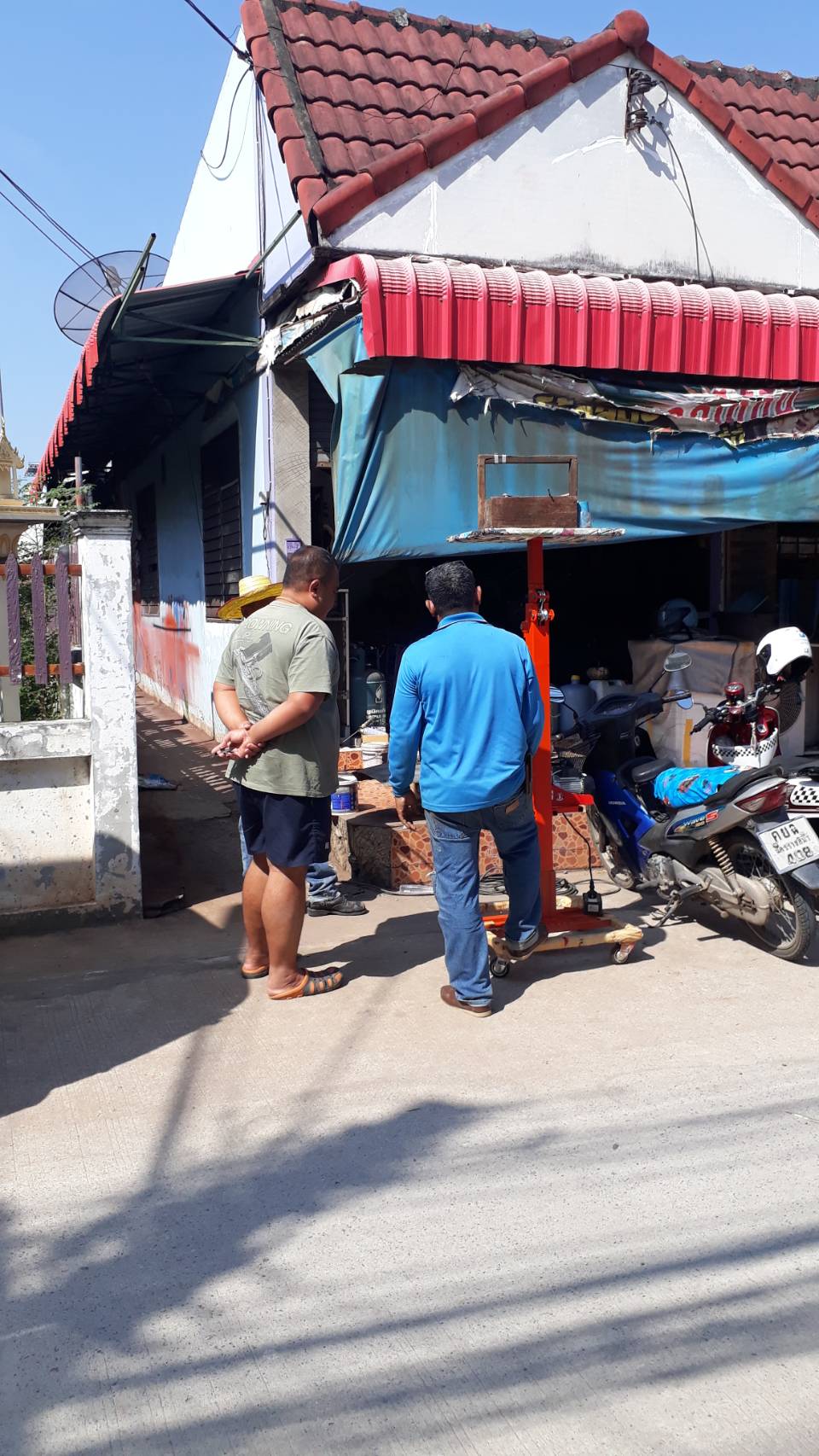 8 - https://ลิฟท์ยกแอร์เนื้อทองแอร์.com | จำหน่ายลิฟท์ยกแอร์หลากหลายรูปแบบ ทั้งลิฟท์ทูอินวัน ลิฟท์ยกคอยร้อน และลิฟท์ยกคอยเย็น พร้อมบริการจัดส่งทั่วประเทศ